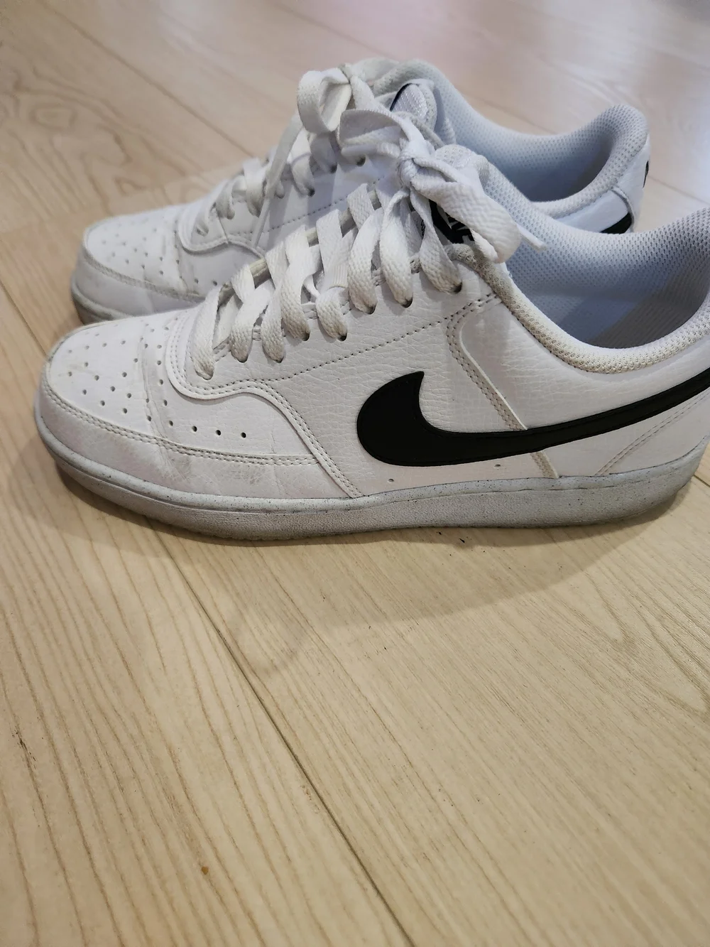 Nike classic low